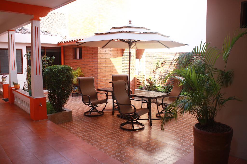Hotel Doña Juana Tlacotalpan Exterior foto
